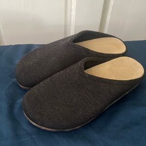 Rothy’s Casual Clog. Black, merino wool. Women’s size 11